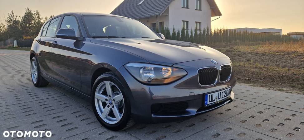 BMW Seria 1 118i Sport Line - 10