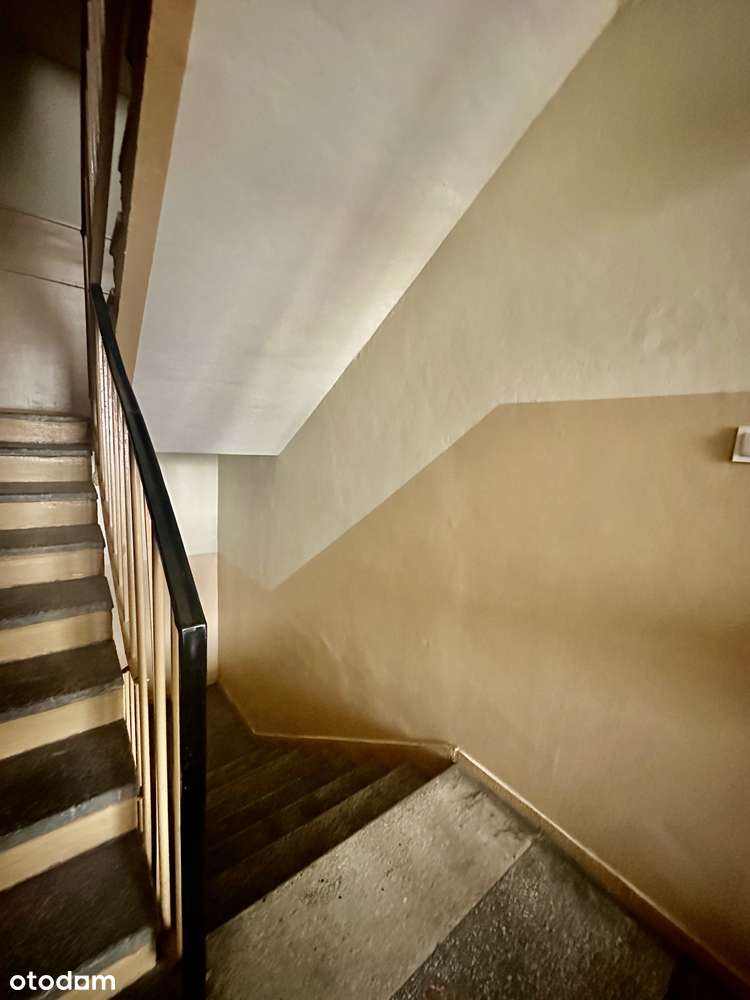 Mieszkanie 2-pokojowe z dodatkowym korytarzem i dużym balkonem – wolne-9