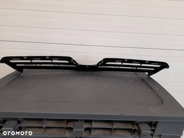 GRILL ATRAPA TOYOTA AURIS I LIFT 2010-2012 - 4