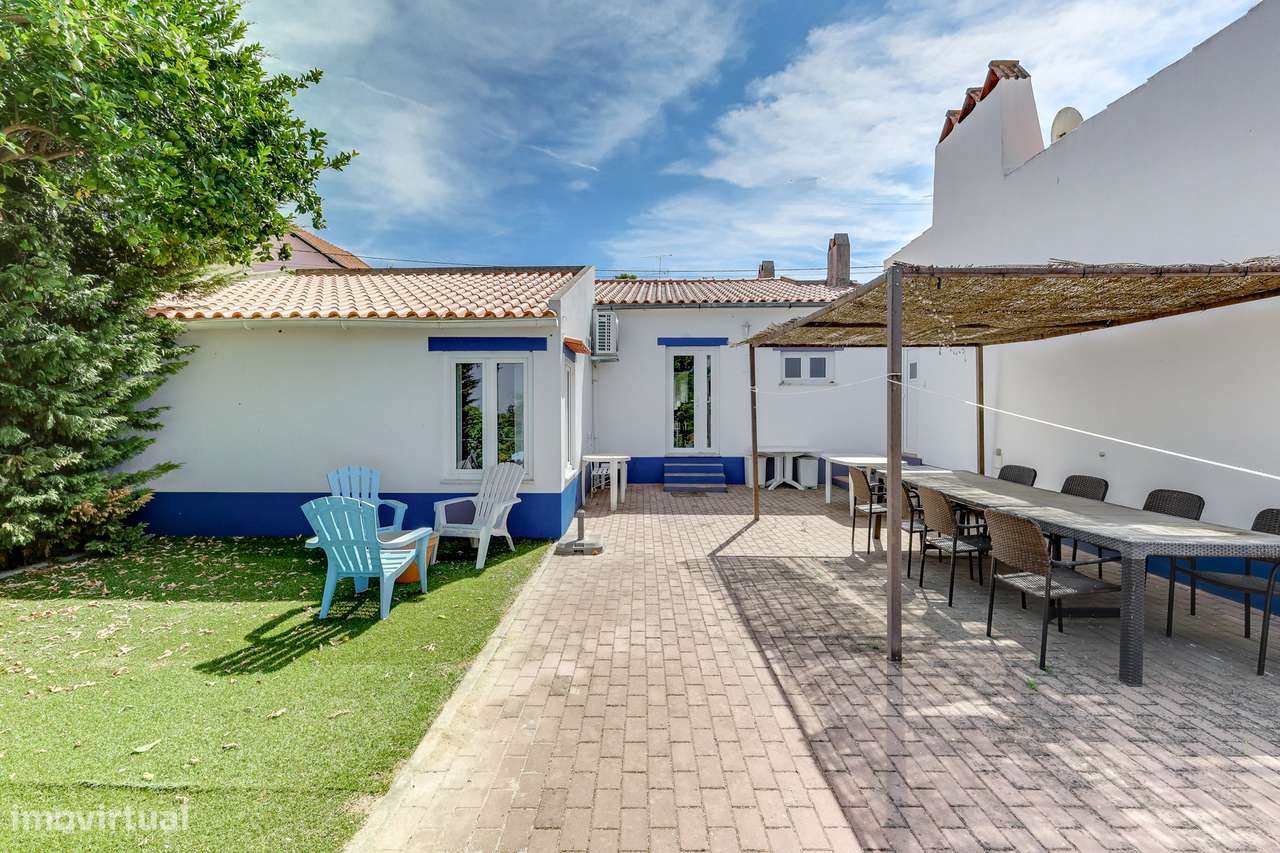 Encantadora Moradia T5 na Chamusca: Conforto, Tranquilidade e Potencia - Grande imagem: 2/52