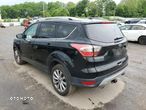 Ford Escape 2.0 EcoBoost AWD Titanium - 4