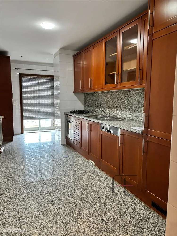 Apartamento T3 + 1 em Santo Ovídio, Porto, Vila Nova de Gaia - Grande imagem: 3/26