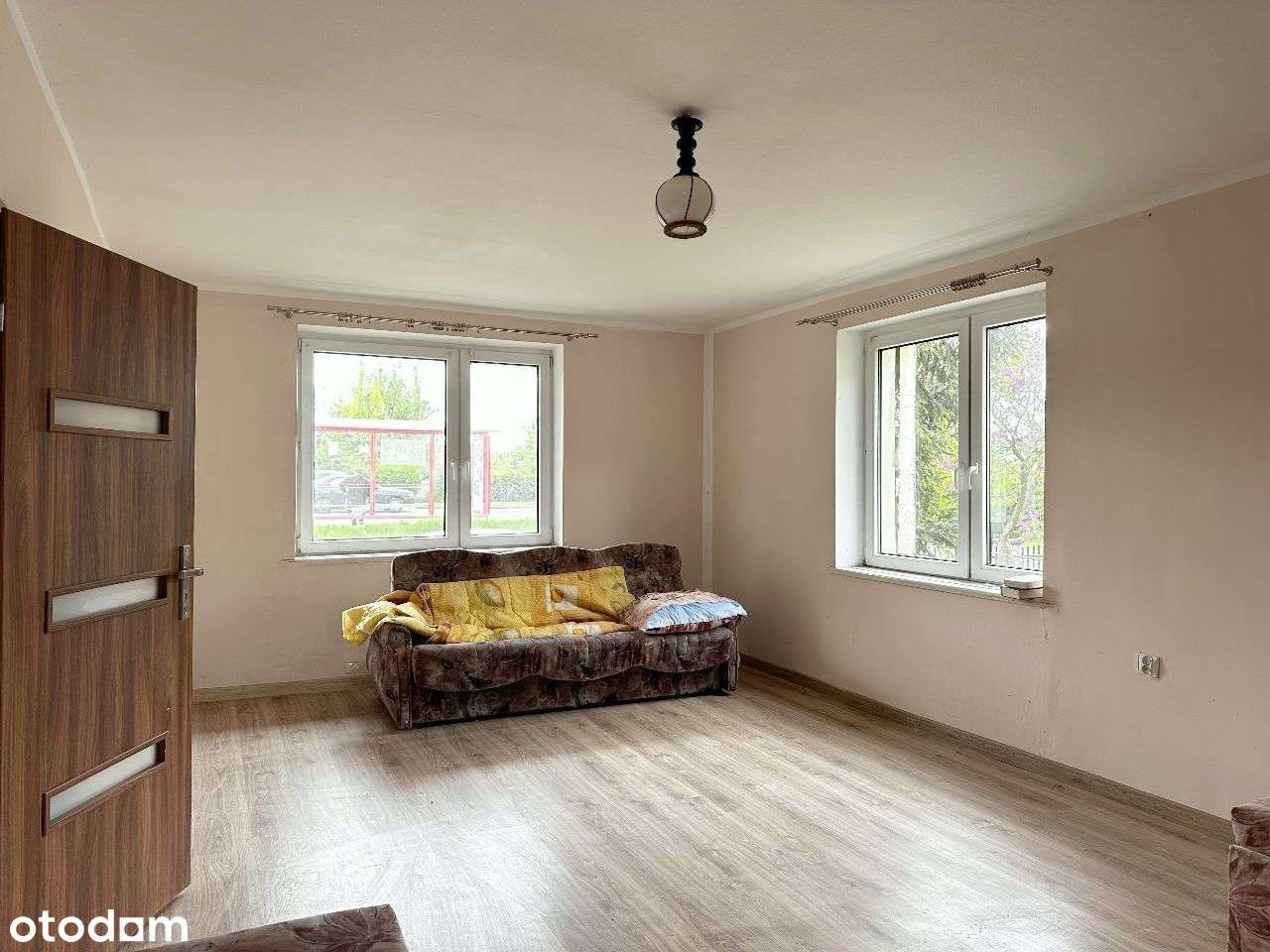 Dom Wolnostojący, 6 pokoi, idealne pod Usługi.-7