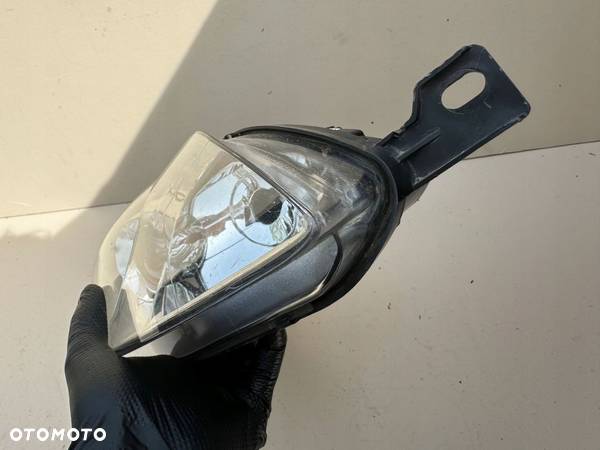 PEUGEOT 407 04-11R LAMPA PRAWY PRZÓD PRAWA PRZEDNIA 0301213272 - 8