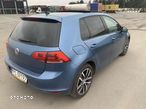 Volkswagen Golf - 6