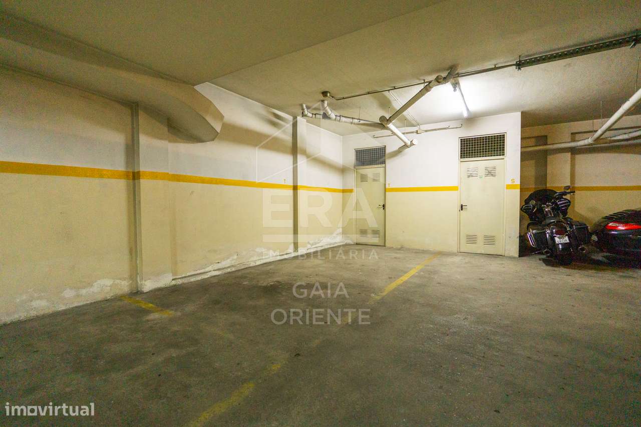 Apartamento T2+1 com Garagem em Grijó-36