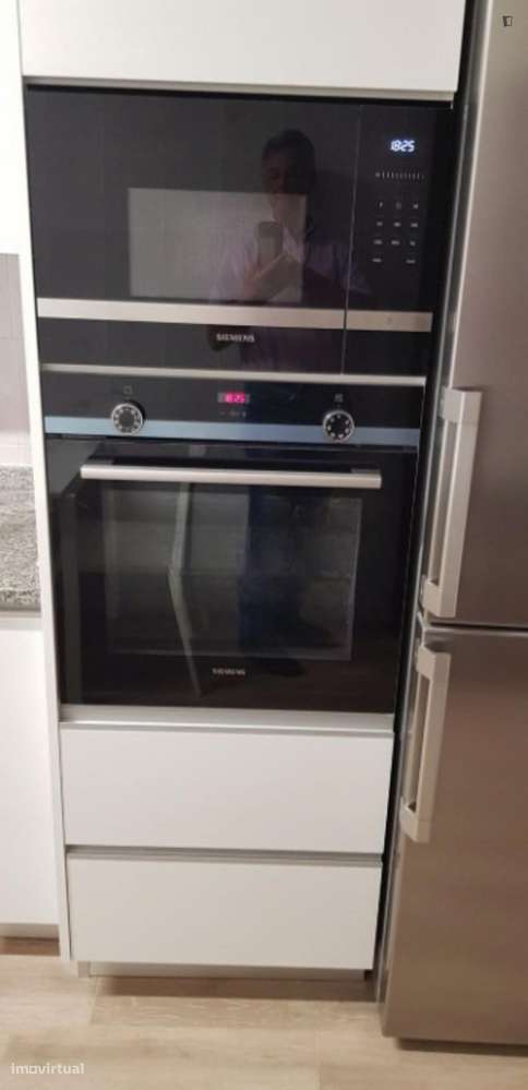 Quarto - localizado em Sé de Braga e São Lázaro Braga - Grande imagem: 4/9