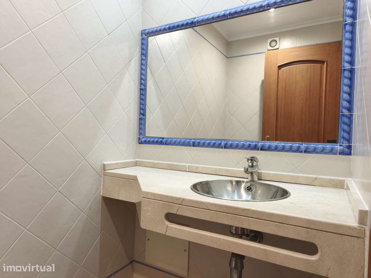 Apartamento T3 Paço de Arcos-16