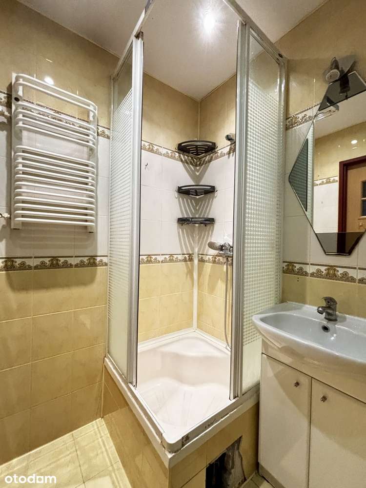 Rozkładowe 2 pokoje z balkonem, winda – Zazamcze-12