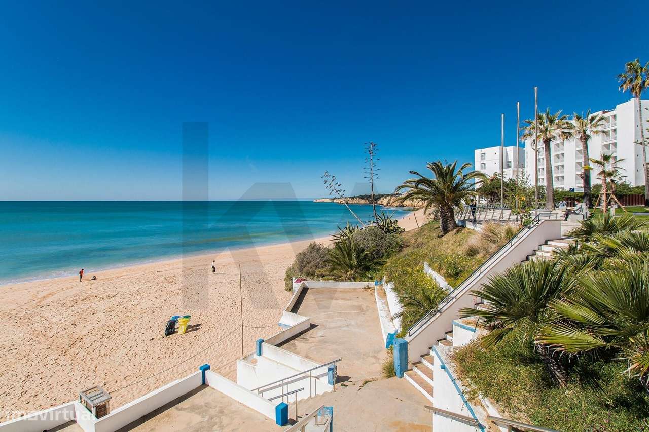 Apartamento T1 bem no Centro de Armação de Pêra - Algarve-25