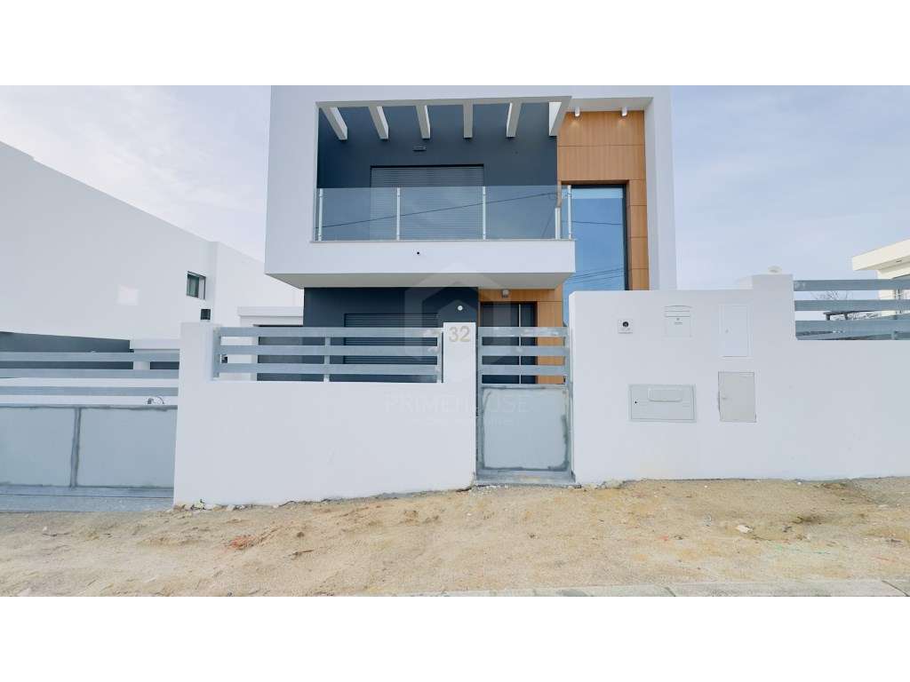 Moradia T4 com piscina - Quintinhas - Grande imagem: 5/46