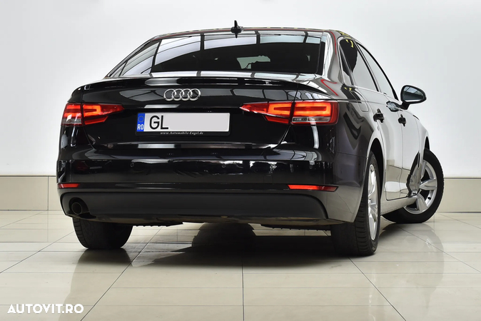 Audi A4 2.0 TDI S tronic - 3