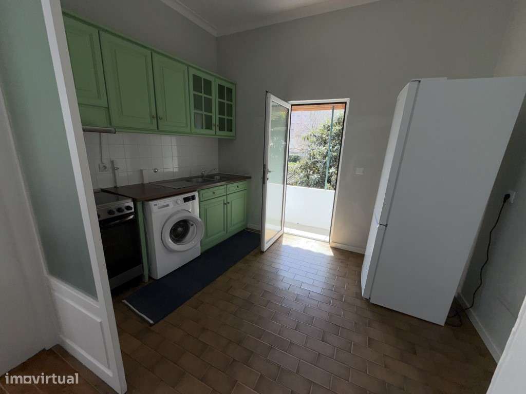 Apartamento T3 Arrendamento Aveiro > Glória e Vera Cruz - Grande imagem: 2/11