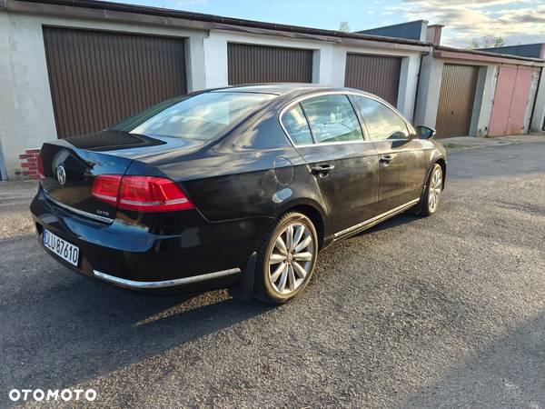 Volkswagen Passat 2.0 TDI Highline DSG - 5