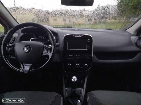 Renault Clio Sport Tourer - 7