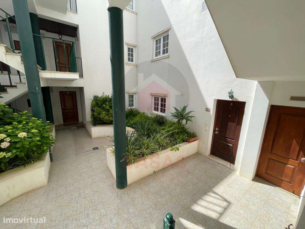 Apartamento na Foz do Arelho com piscina-21