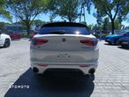 Alfa Romeo Stelvio - 7