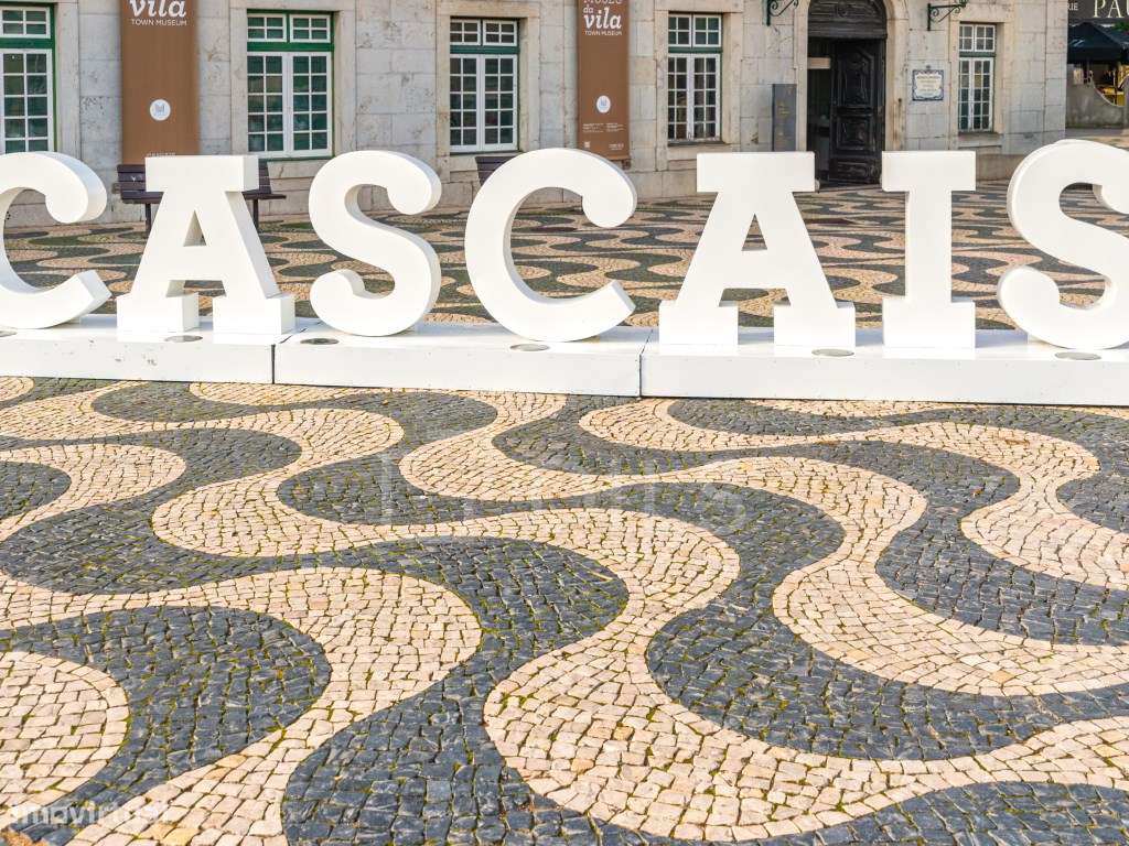Escritório renovado na Avenida 25 de Abril-19