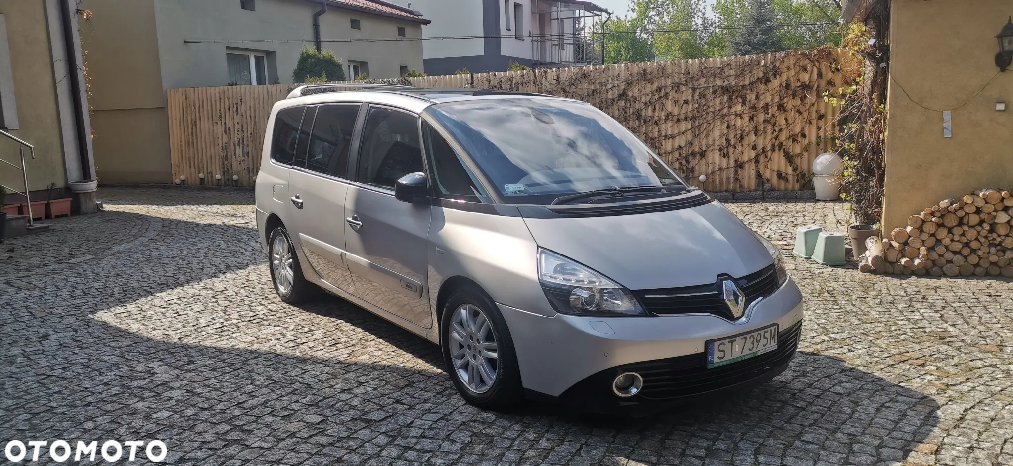 Renault Espace 2.0 dCi 175 FAP Initiale - 14