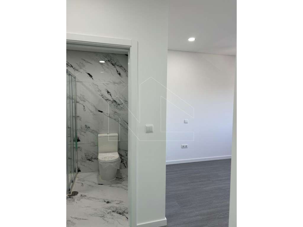 Andar de Moradia T2 - Aveiro-5