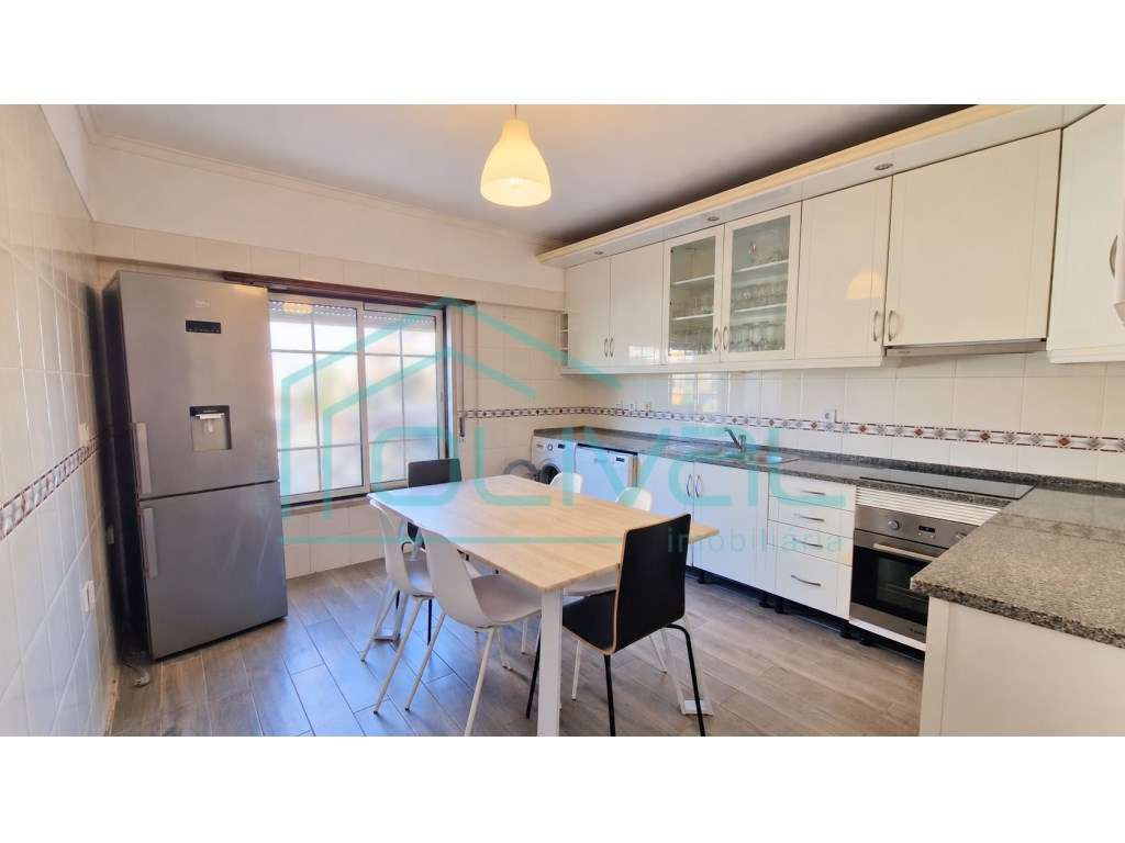 Apartamento T3 Porto Alto-10