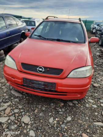 Dezmembrez Opel Astra G - 1