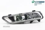 Farol nevoeiro frente esquerdo Volkswagen Passat Sedan|11-15 - 2