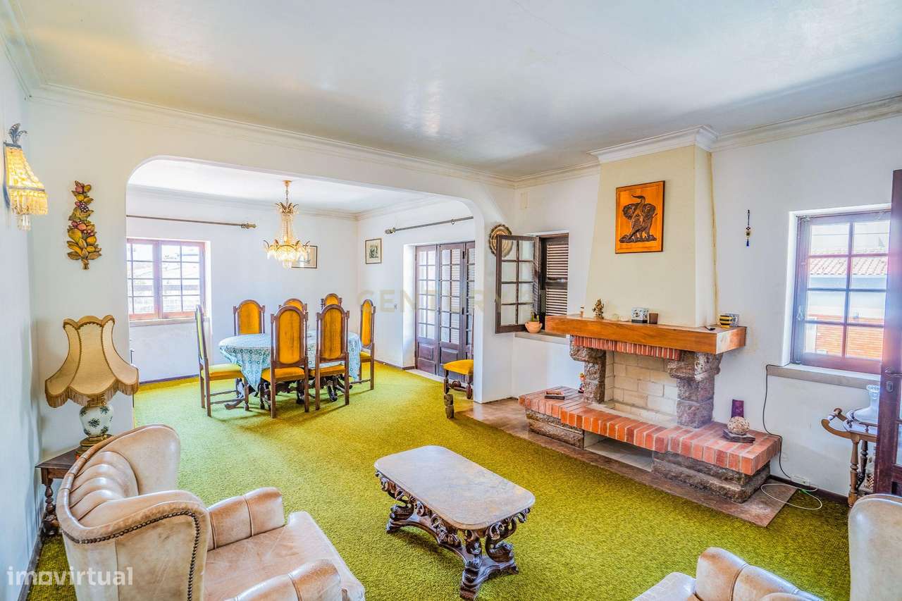 Moradia no Centro das Gaeiras. Uma casa única.-29