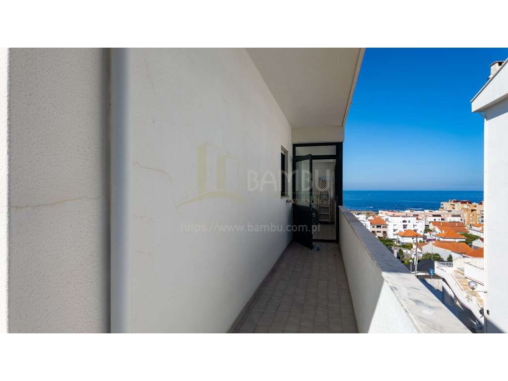 Vila Praia de Âncora: T2 com 100m2 e ampla varanda-0