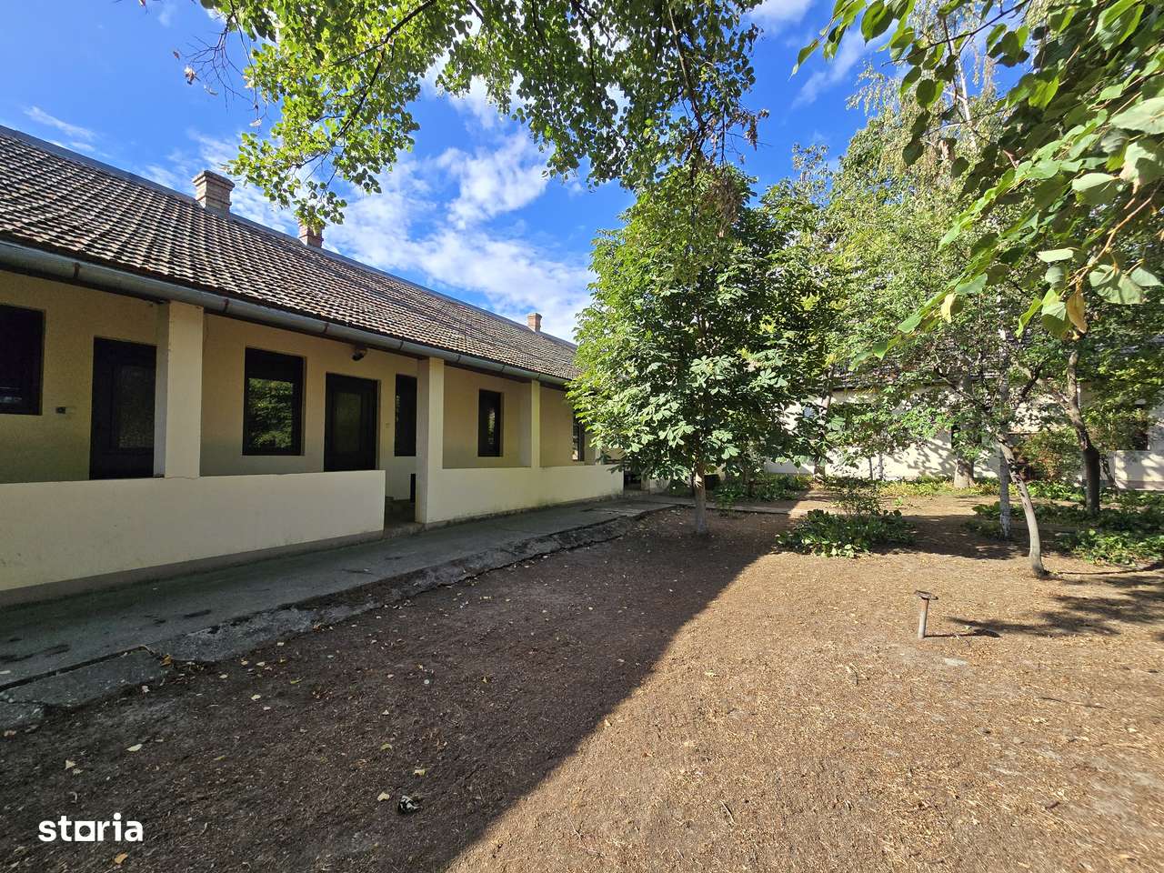 Cenad-Casa/Spatii Birouri- 150mp-teren 1065mp-10