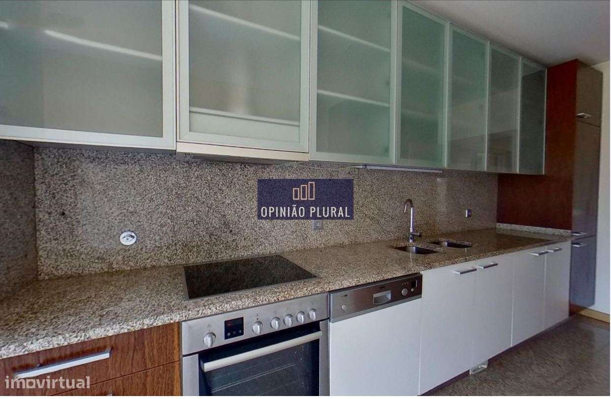 T2 de Luxo com Varandas e Garagem Dupla em S. Félix da Marinha-6