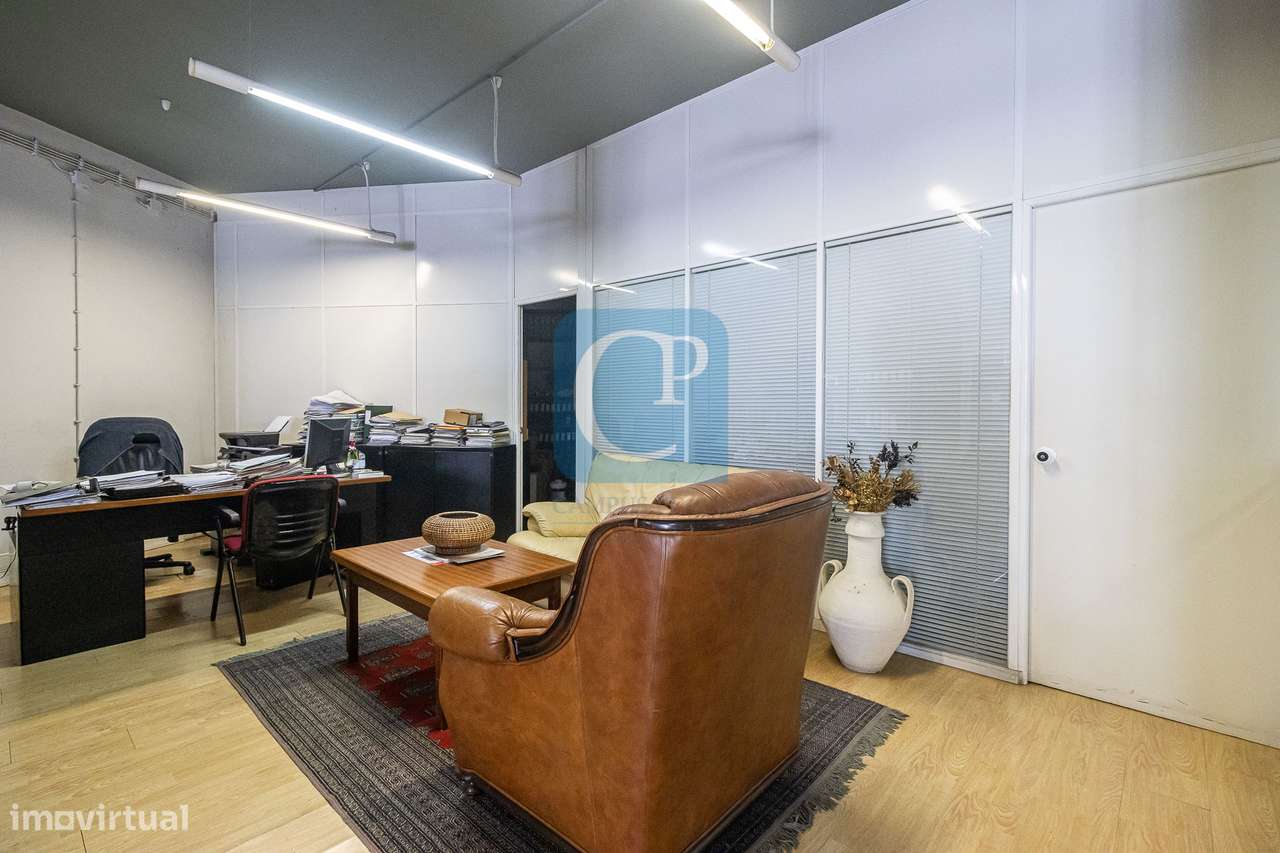Loja para comércio no Centro do Porto - Grande imagem: 4/22