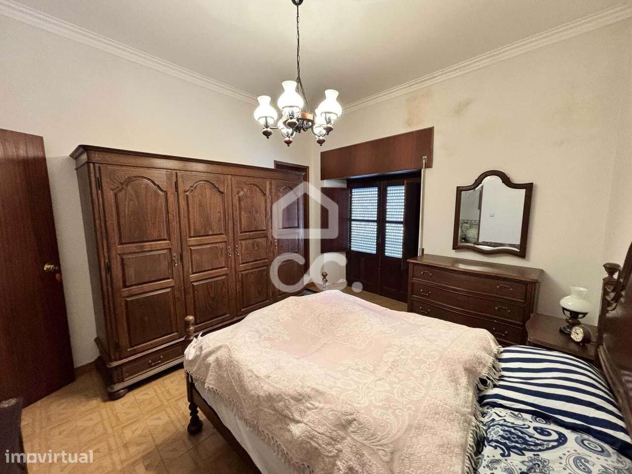 Moradia com 4 quartos no centro da cidade com garagem-31