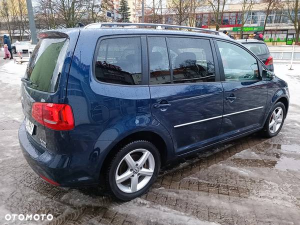 Volkswagen Touran 2.0 TDI DPF BlueMotion Technology Highline - 7