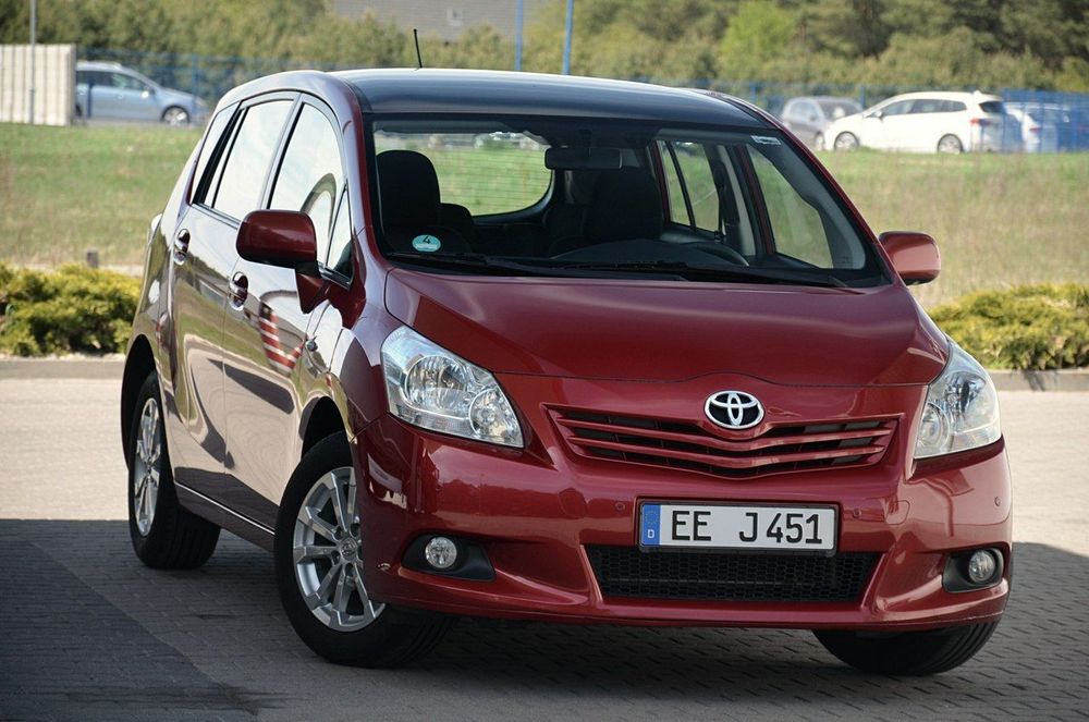 Toyota Verso 2011