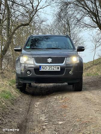 Suzuki Grand Vitara 3.2 V6 Elegance - 3