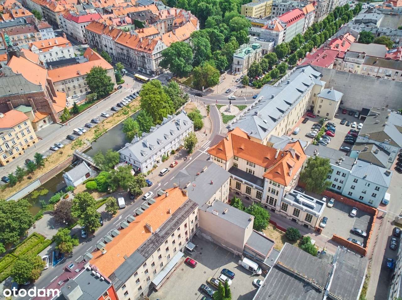 Kamienica z garażami i oficyną w centrum Kalisza na sprzedaż - Pełny obrazek: 5/20
