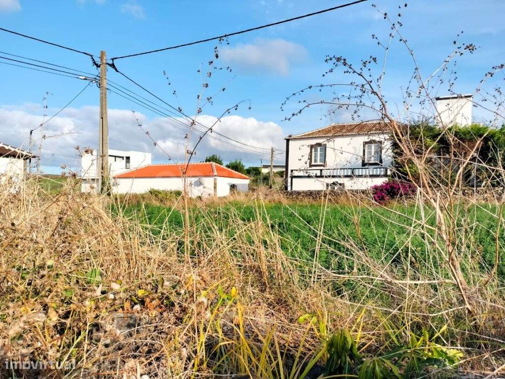 Terreno situado na Vila das Lajes - Ilha Terceira - Grande imagem: 4/15