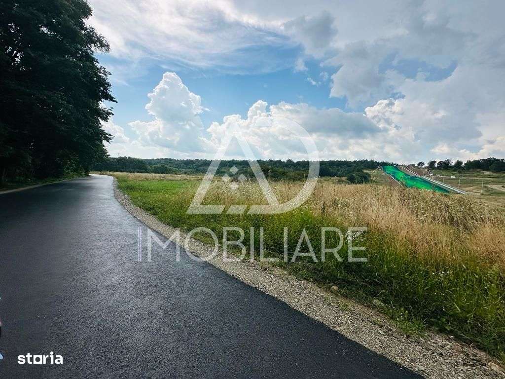 Vânzare teren situat în Comuna Arcani, sat Sănătești - Imagine principală: 4/13