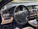 BMW Seria 5 525d xDrive - 14