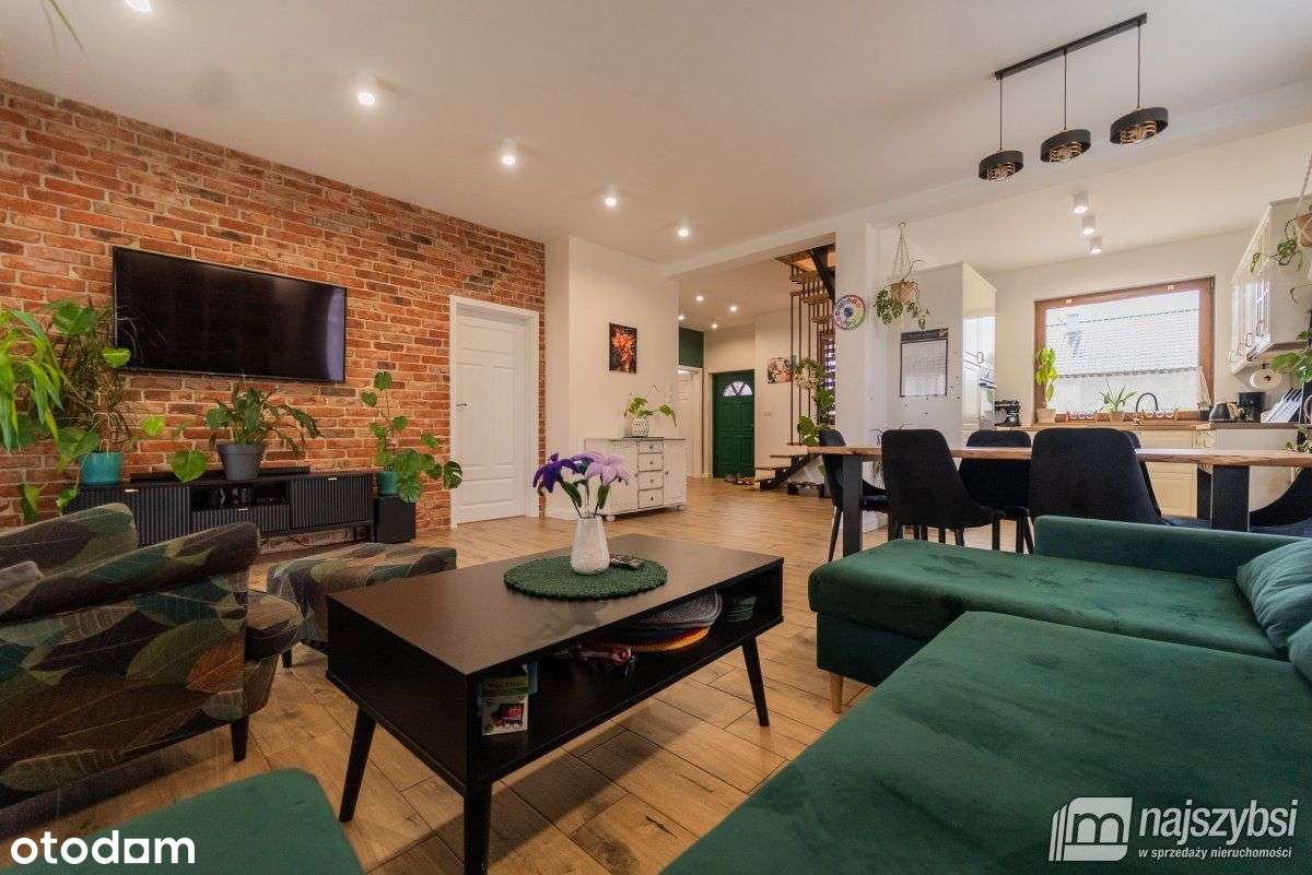 Białuń k. Goleniowa, umeblowany dom z 2022 r.-1