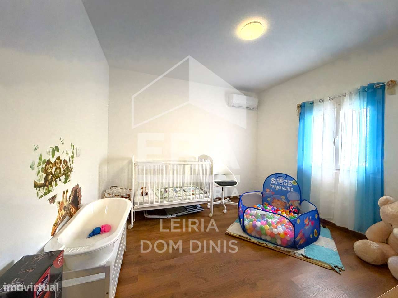 Moradia isolada com 7 quartos na Marinha Grande-15