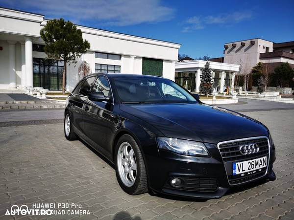 Audi A4 2.0 TDI Avant - 10