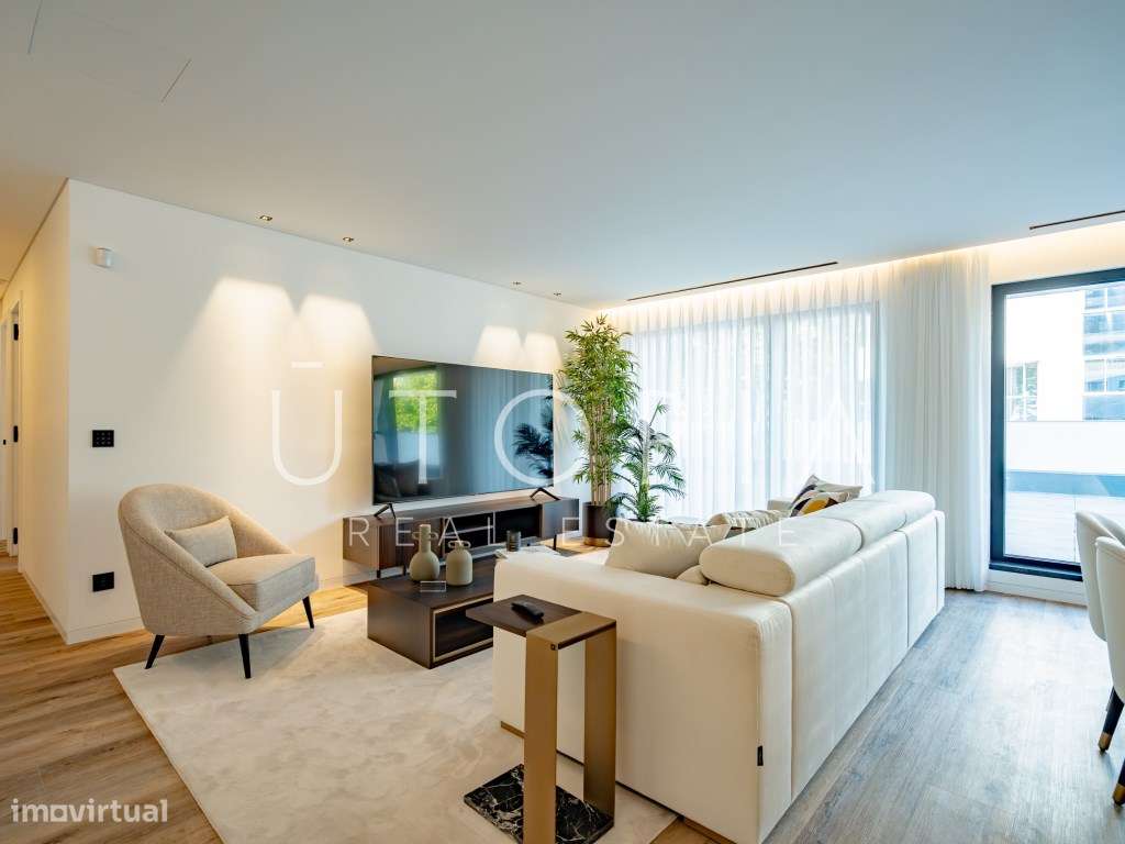 T4 novo com terraço, sala de cinema e piscina - D. João III Prestig...-43