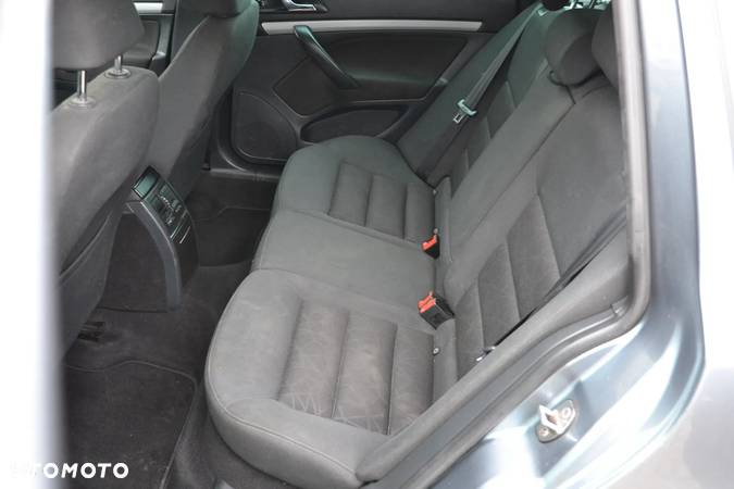 Skoda Octavia 2.0 TDI Ambiente - 9