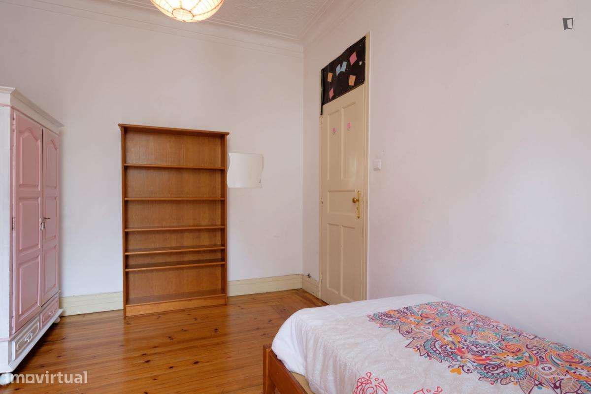 Quarto - localizado em São Jerónimo Coimbra - Grande imagem: 4/27