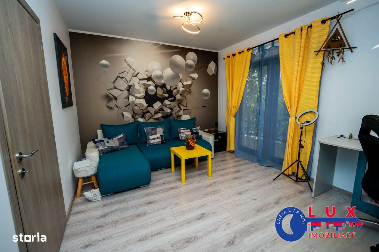 ID 6737 EXCLUSIVITATE - DE VÂNZARE - Vilă P+E+M-12