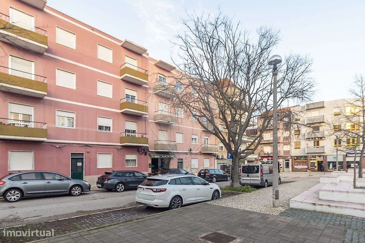 Apartamento t2 para venda na Baixa da Banheira-38