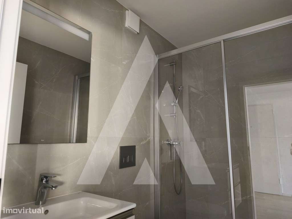 Apartamento T2 novo - Praia da Barra.-13