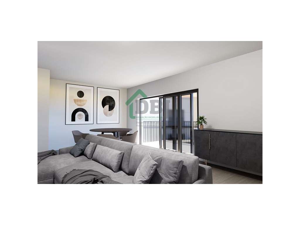 Moradias Bifamiliar com Piscina!-3